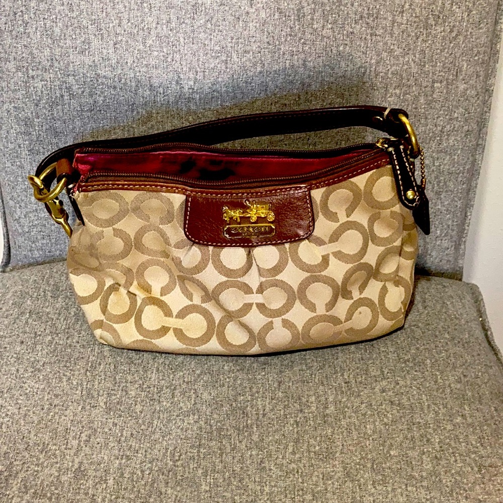 Hand bag